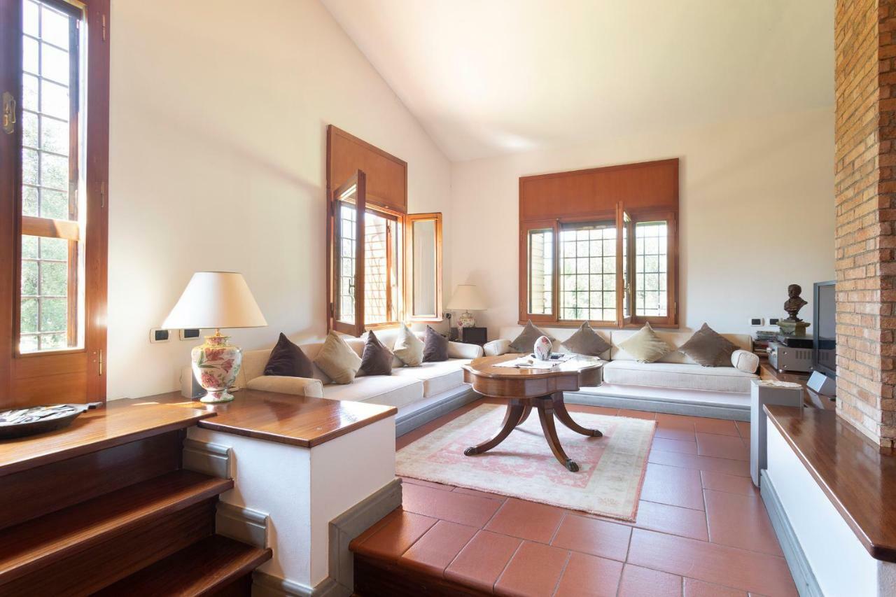 Villa In Via Della Marcigliana Casale Torre San Giovanni Kültér fotó